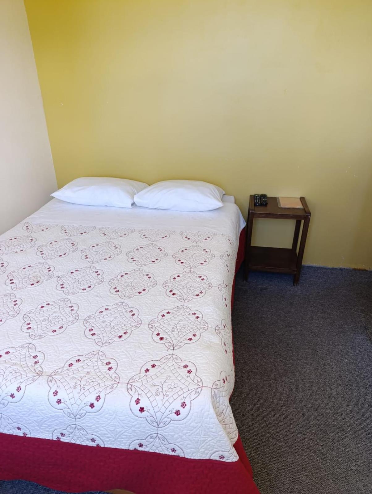 Hotel Summita Yunguyo Kültér fotó